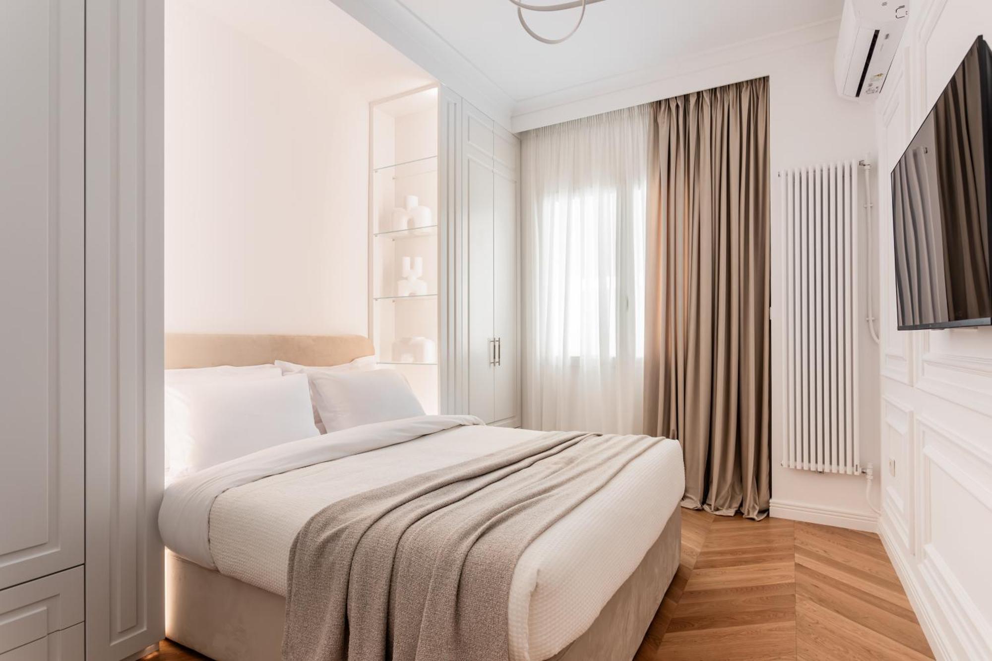 Elegant Apartment A Breath Away From The Acropolis Атина Екстериор снимка